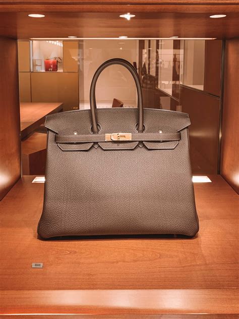 birkin bag paris.